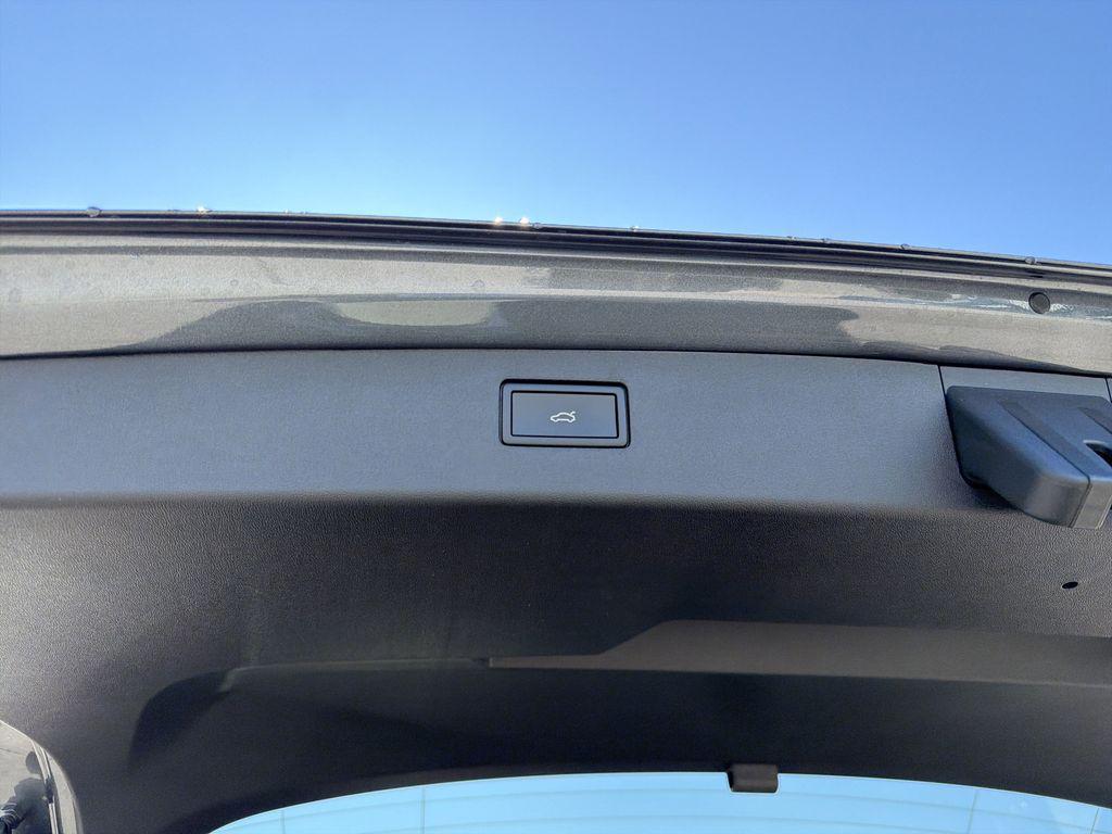 new 2026 Volkswagen Tiguan car, priced at $35,911