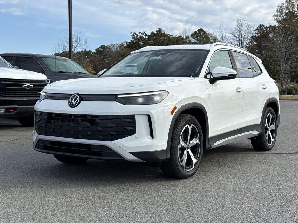 new 2026 Volkswagen Tiguan car, priced at $35,911