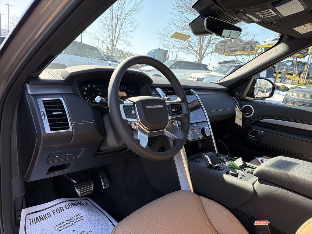 new 2026 Land Rover Discovery car, priced at $73,085