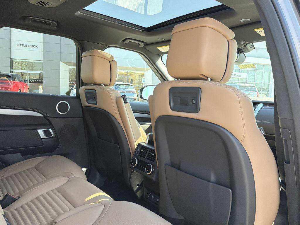 new 2026 Land Rover Discovery car, priced at $73,085