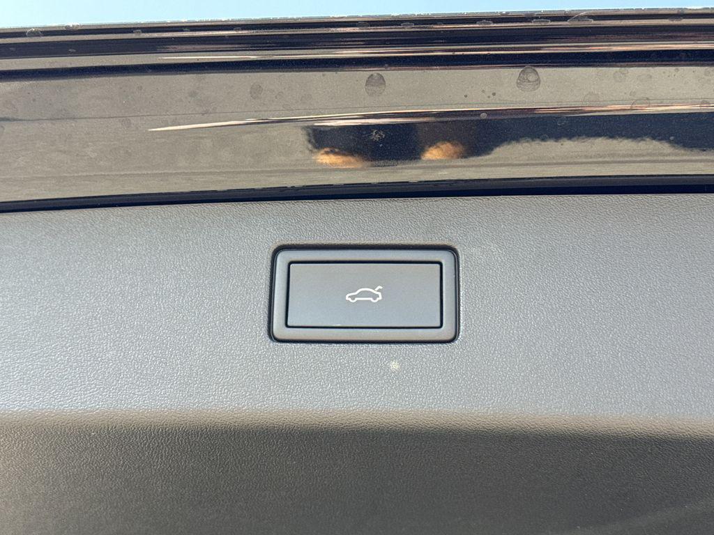 new 2026 Volkswagen Tiguan car, priced at $34,879