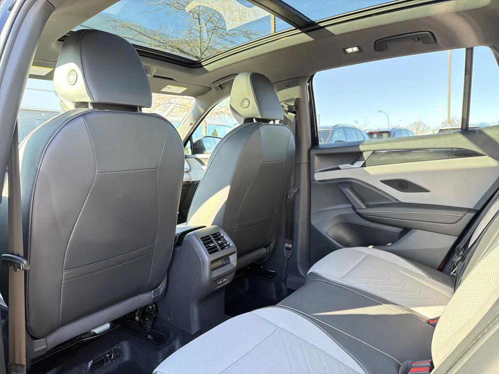 new 2026 Volkswagen Tiguan car, priced at $38,403