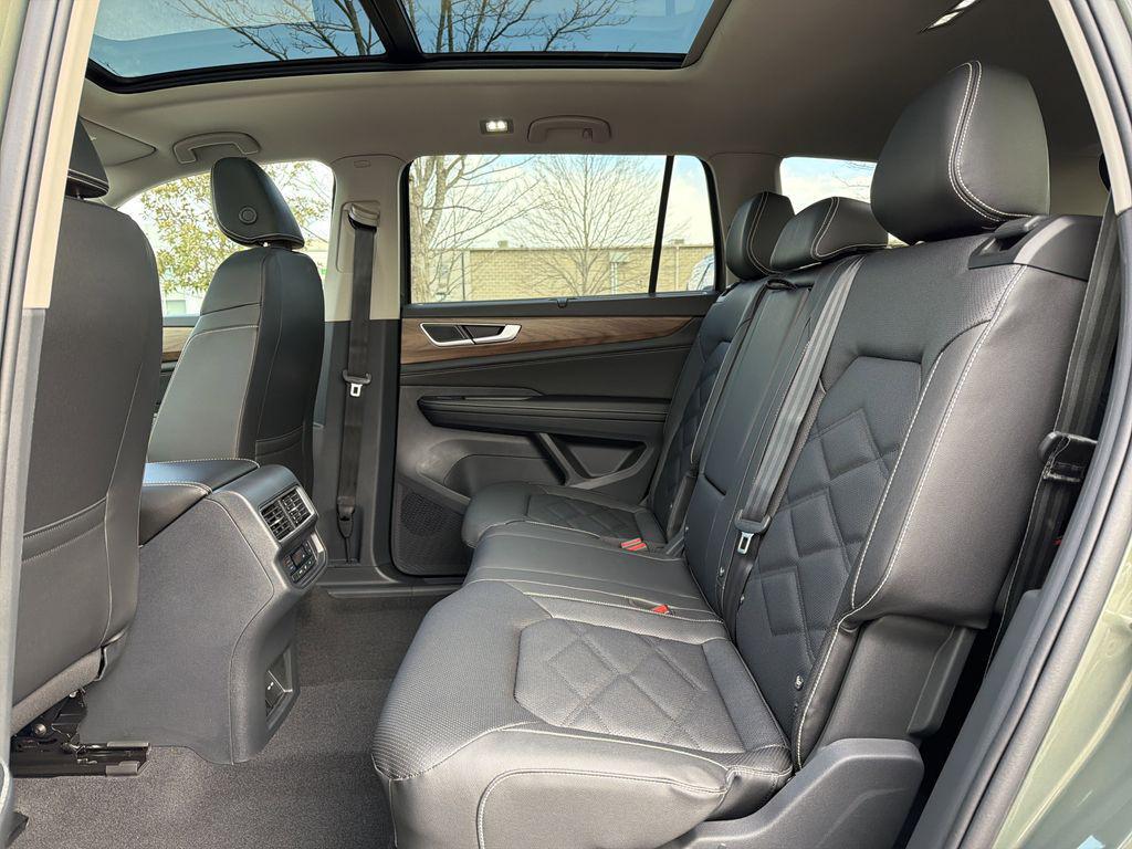 new 2026 Volkswagen Atlas car, priced at $45,673