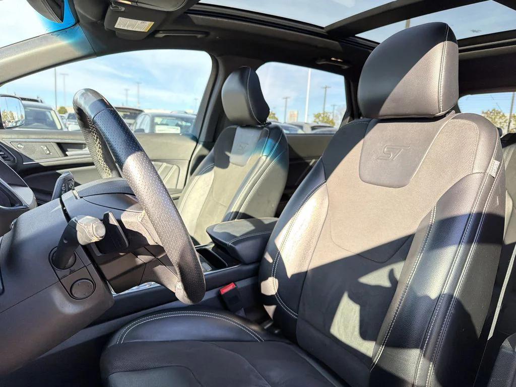 used 2019 Ford Edge car, priced at $17,750
