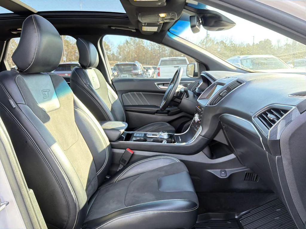 used 2019 Ford Edge car, priced at $17,750