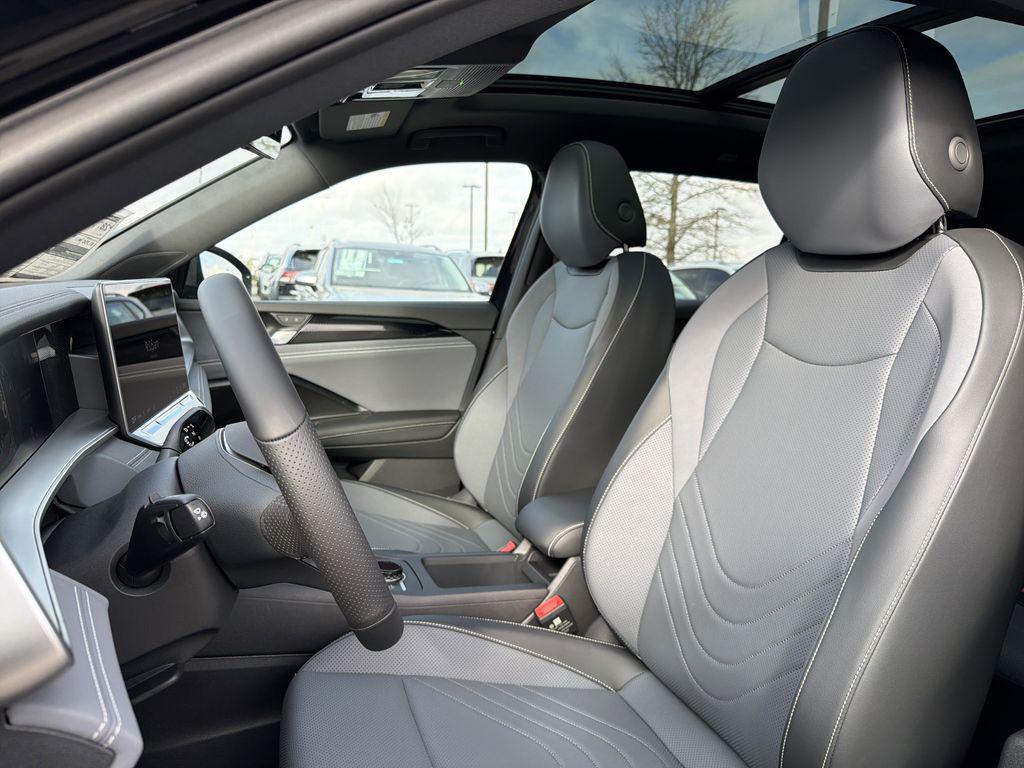 new 2026 Volkswagen Tiguan car, priced at $38,403