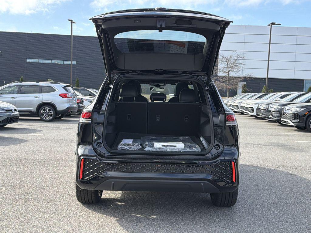 new 2026 Volkswagen Tiguan car, priced at $38,403