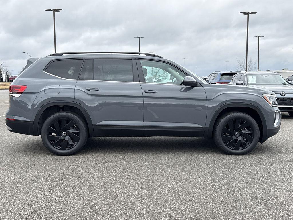 new 2026 Volkswagen Atlas car, priced at $46,292