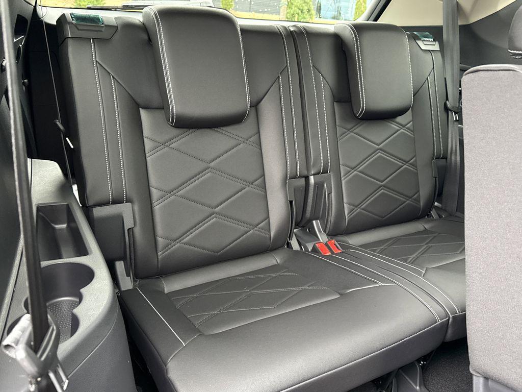 new 2026 Volkswagen Atlas car, priced at $46,292