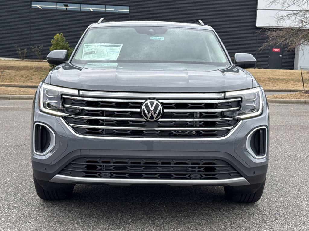 new 2026 Volkswagen Atlas car, priced at $46,292