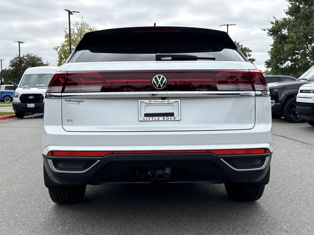 new 2026 Volkswagen Atlas Cross Sport car, priced at $44,670
