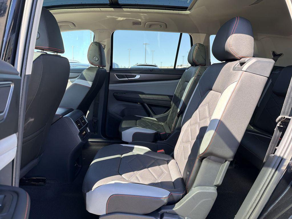 new 2026 Volkswagen Atlas car, priced at $48,851