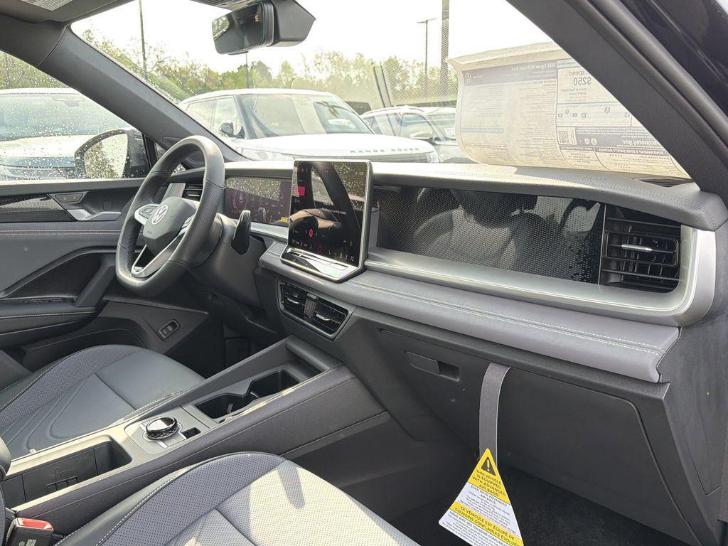 new 2026 Volkswagen Tiguan car, priced at $38,403