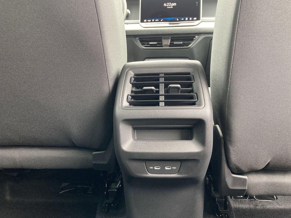 new 2025 Volkswagen Tiguan car, priced at $31,000