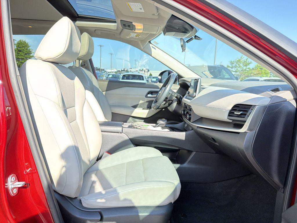 used 2023 Nissan Rogue car, priced at $22,250