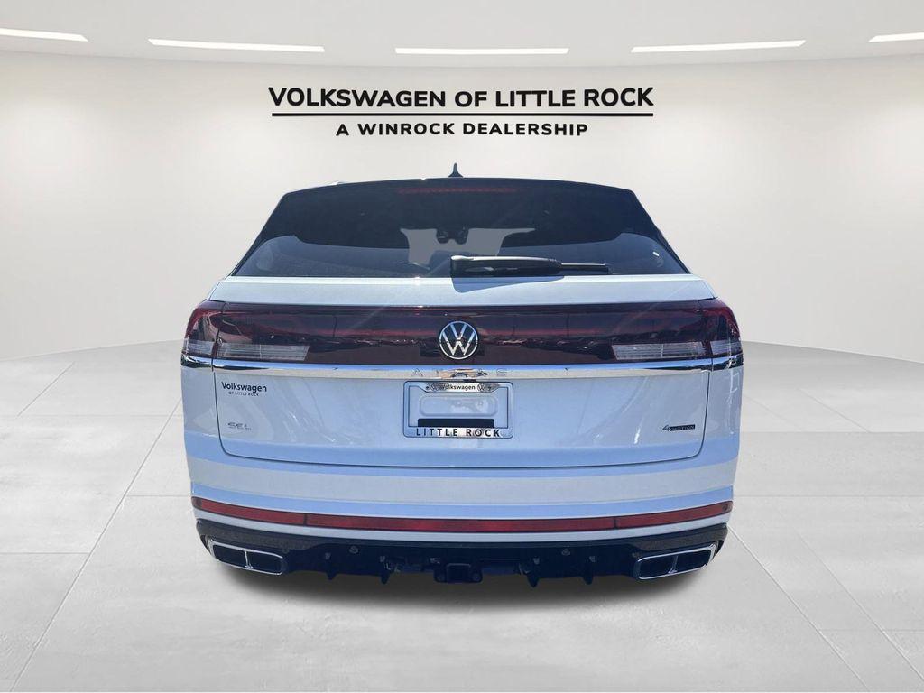 new 2025 Volkswagen Atlas Cross Sport car, priced at $50,000