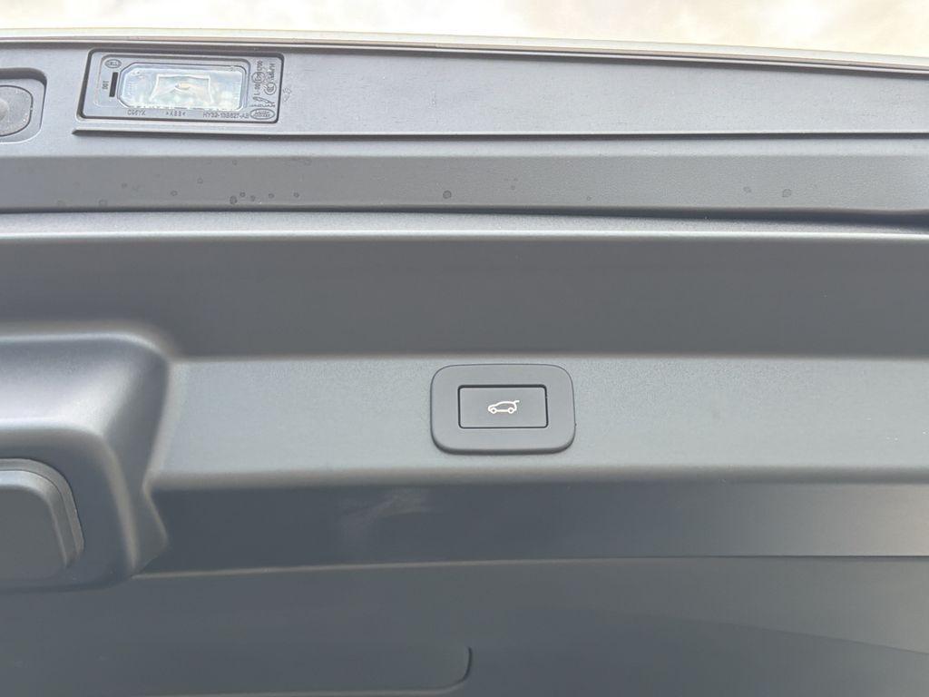 new 2026 Land Rover Range Rover Sport car, priced at $100,389