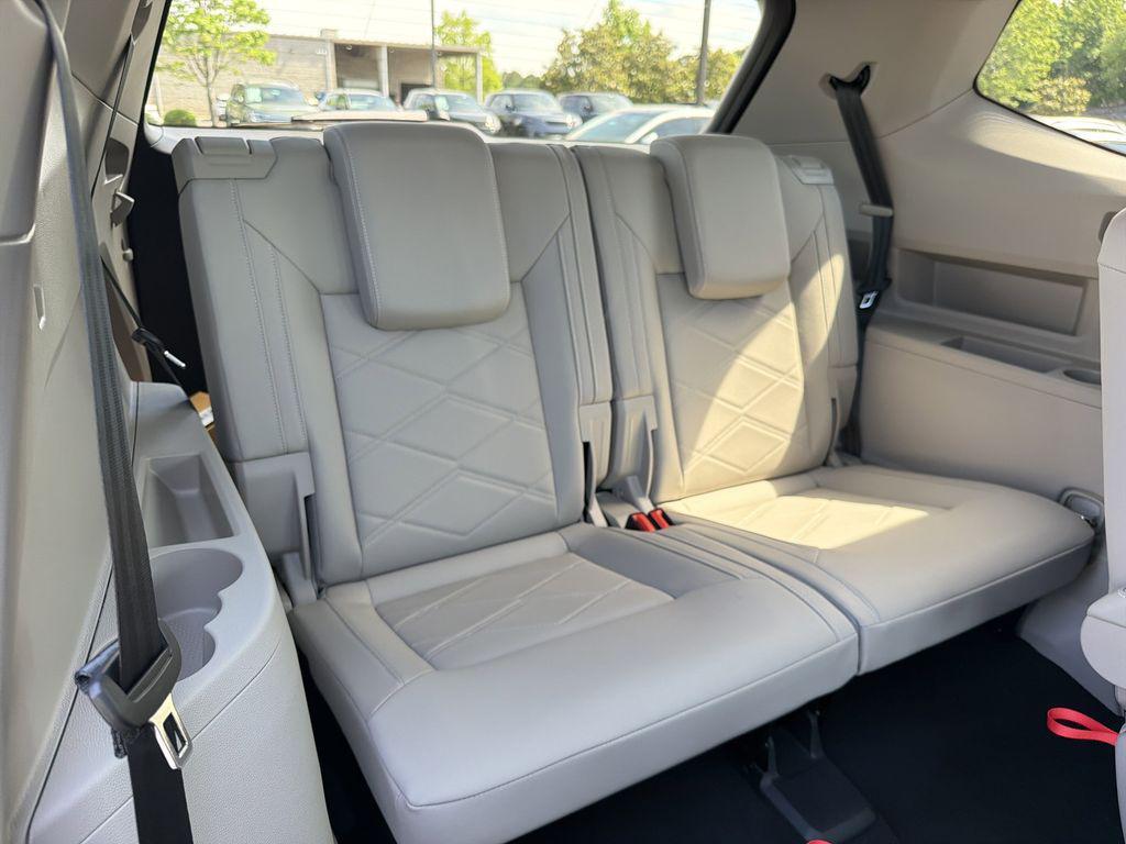 new 2026 Volkswagen Atlas car, priced at $46,579