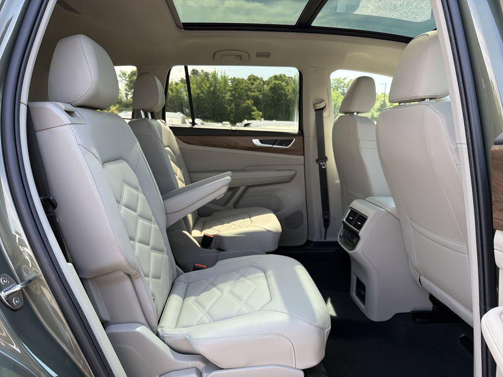 new 2026 Volkswagen Atlas car, priced at $46,579