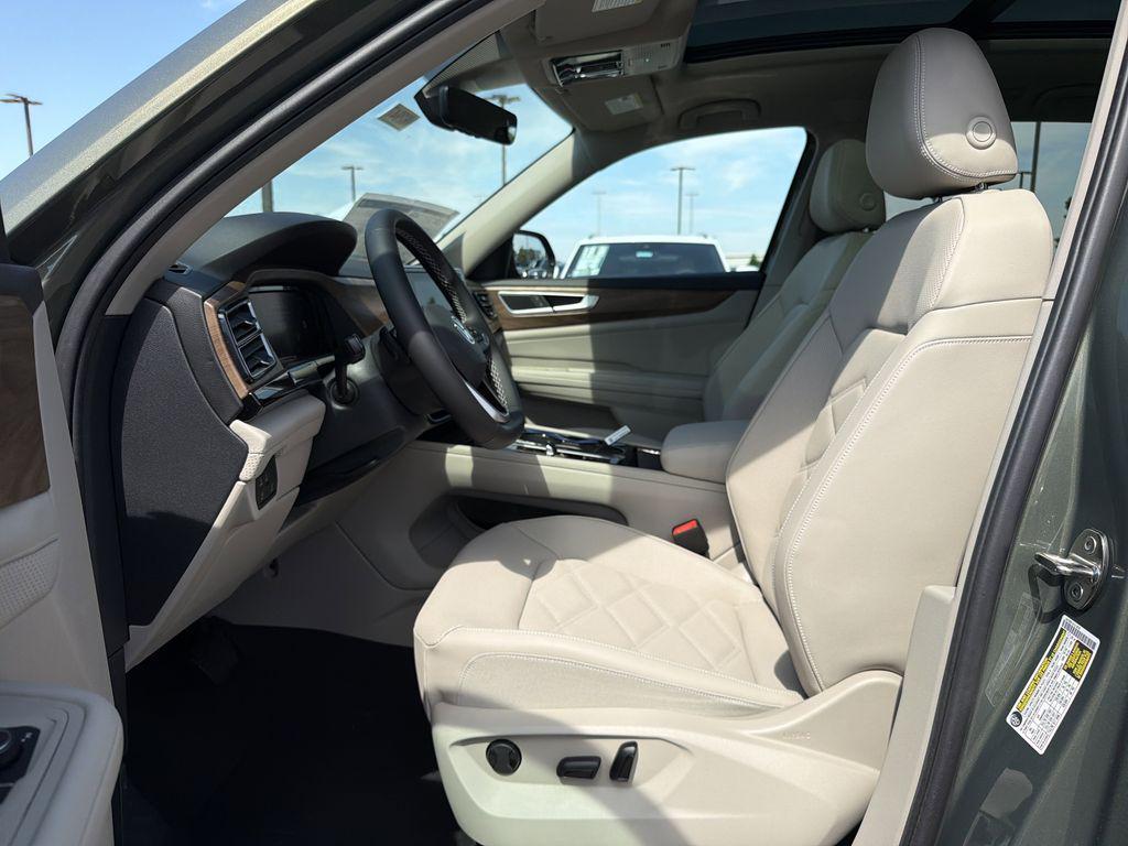 new 2026 Volkswagen Atlas car, priced at $46,579