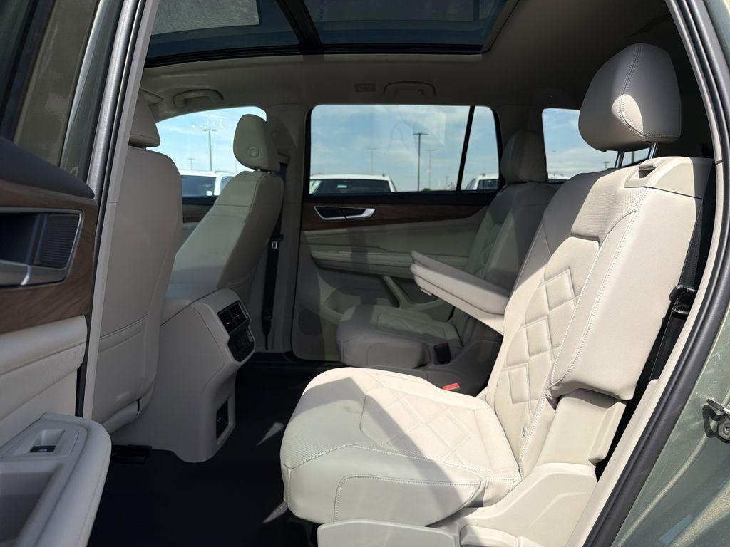 new 2026 Volkswagen Atlas car, priced at $46,579