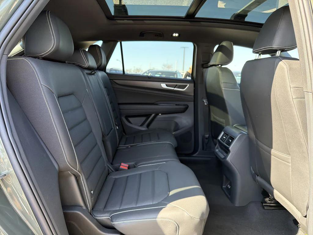 new 2026 Volkswagen Atlas Cross Sport car, priced at $51,509