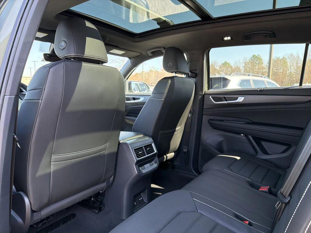 new 2026 Volkswagen Atlas Cross Sport car, priced at $51,509