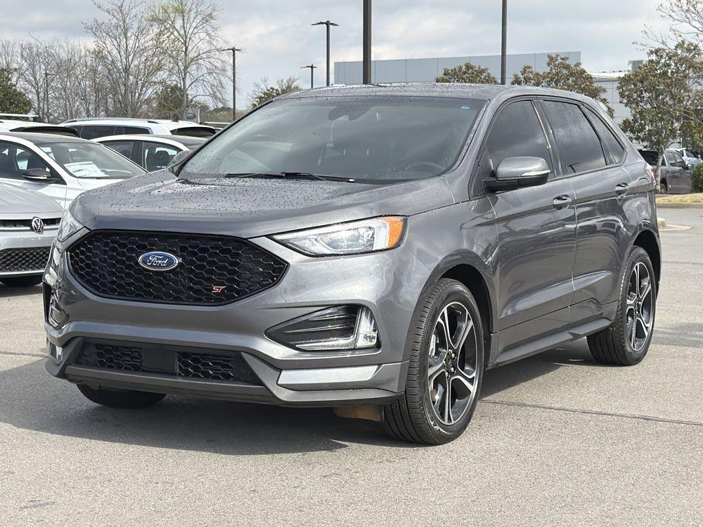 used 2022 Ford Edge car, priced at $24,000