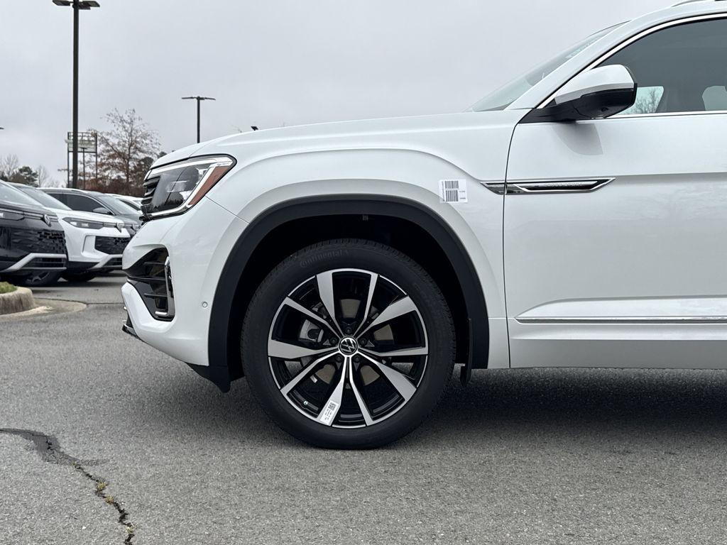 new 2026 Volkswagen Atlas Cross Sport car, priced at $54,906