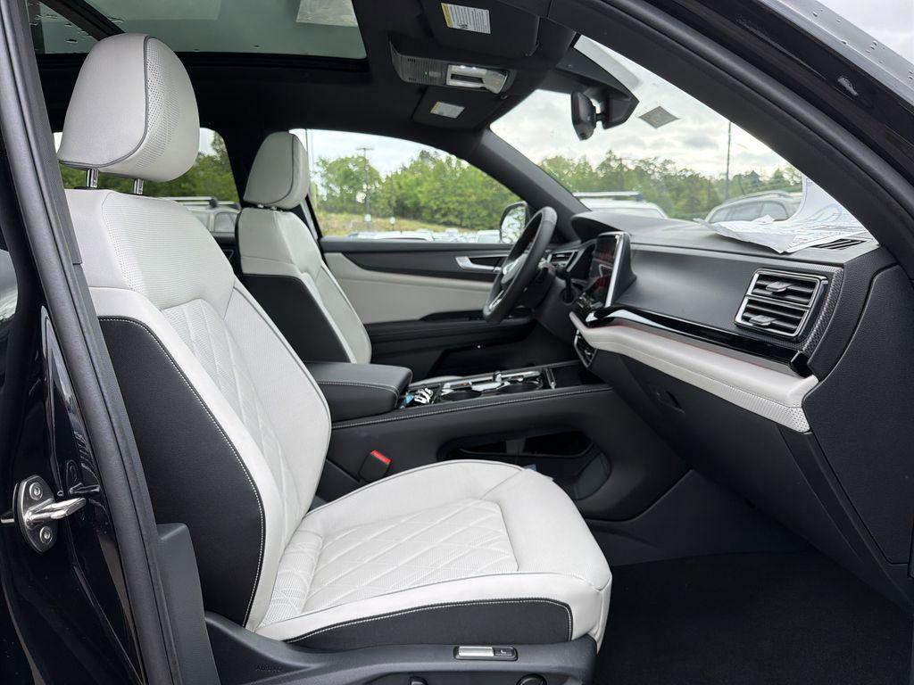 new 2026 Volkswagen Atlas Cross Sport car, priced at $54,260