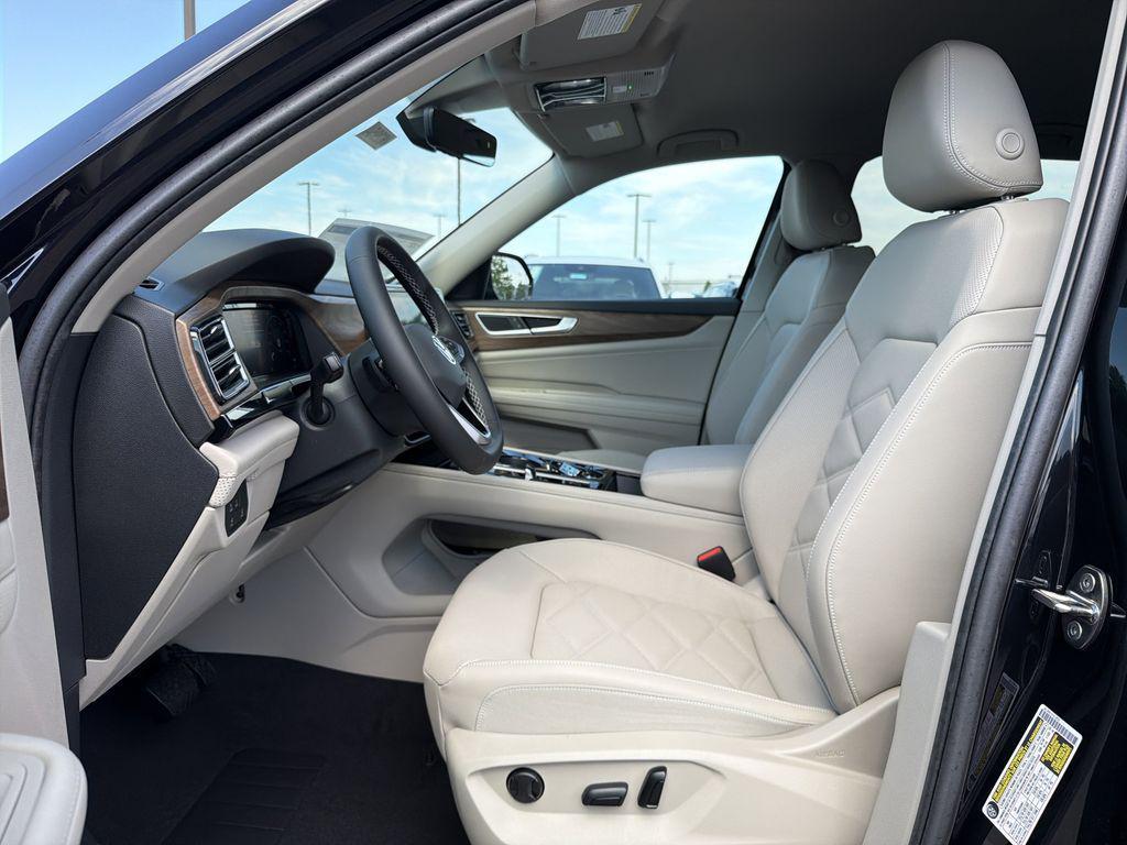 new 2026 Volkswagen Atlas car, priced at $46,502