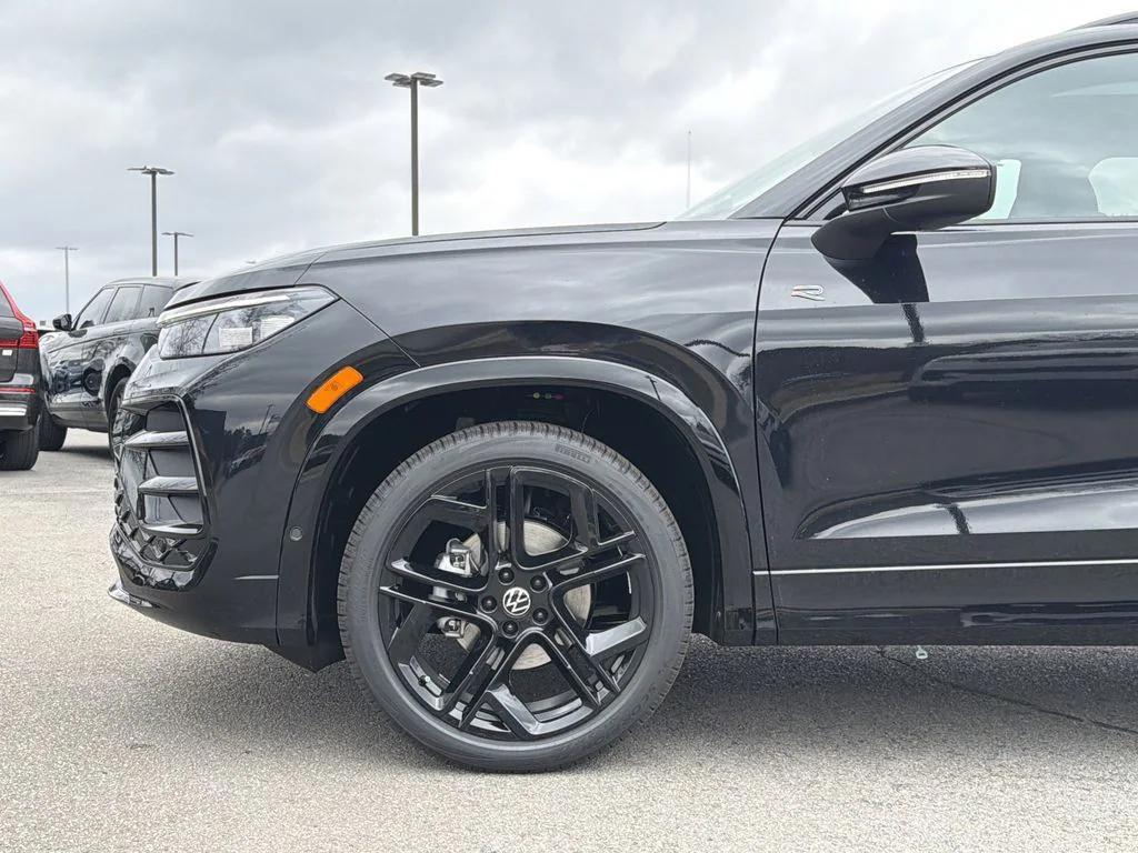 new 2026 Volkswagen Tiguan car, priced at $38,403