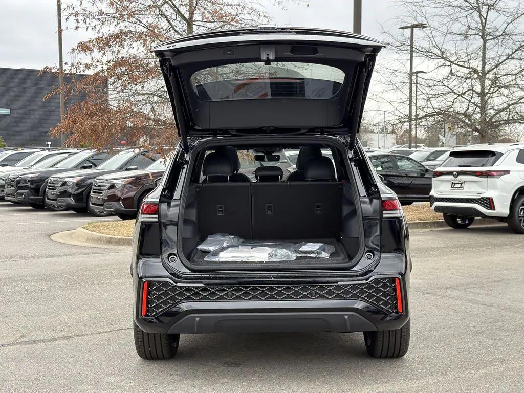 new 2026 Volkswagen Tiguan car, priced at $38,403