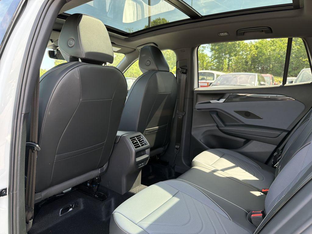 new 2026 Volkswagen Tiguan car, priced at $39,220