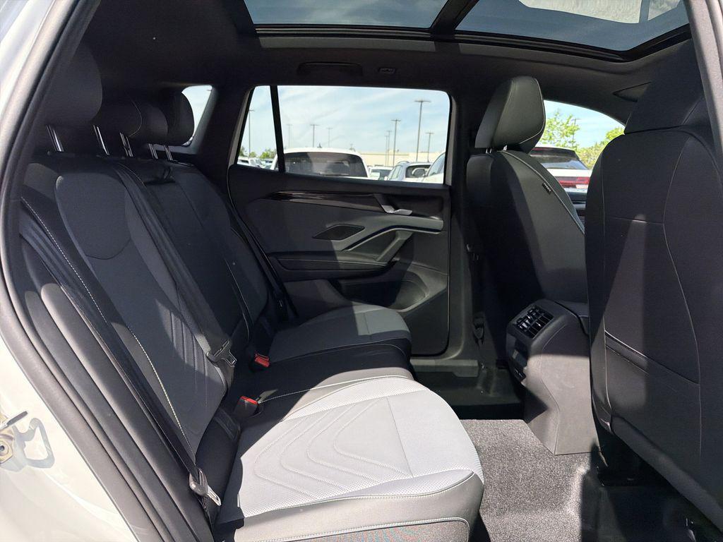 new 2026 Volkswagen Tiguan car, priced at $39,220