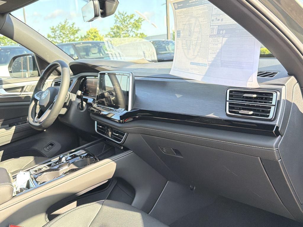 new 2026 Volkswagen Atlas Cross Sport car, priced at $44,038