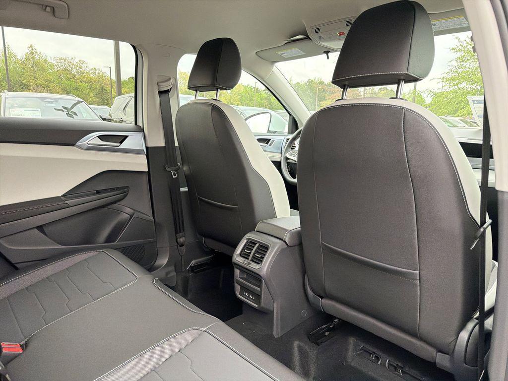 new 2026 Volkswagen Taos car, priced at $30,672