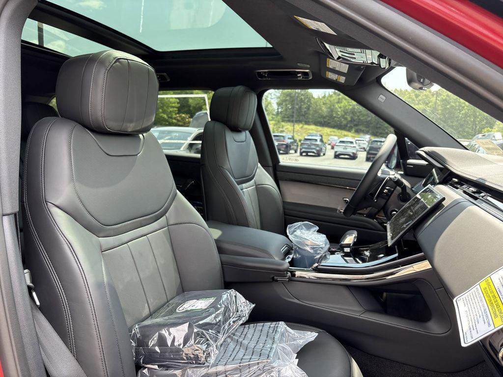 new 2025 Land Rover Range Rover Sport car, priced at $110,000