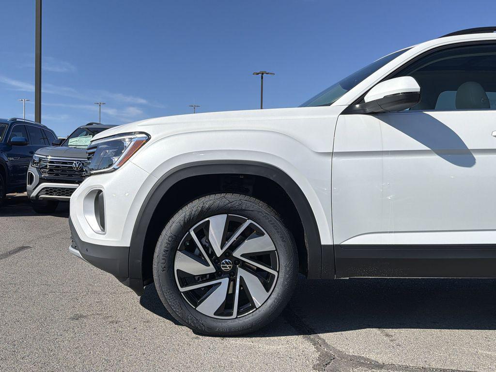 new 2026 Volkswagen Atlas car, priced at $46,110