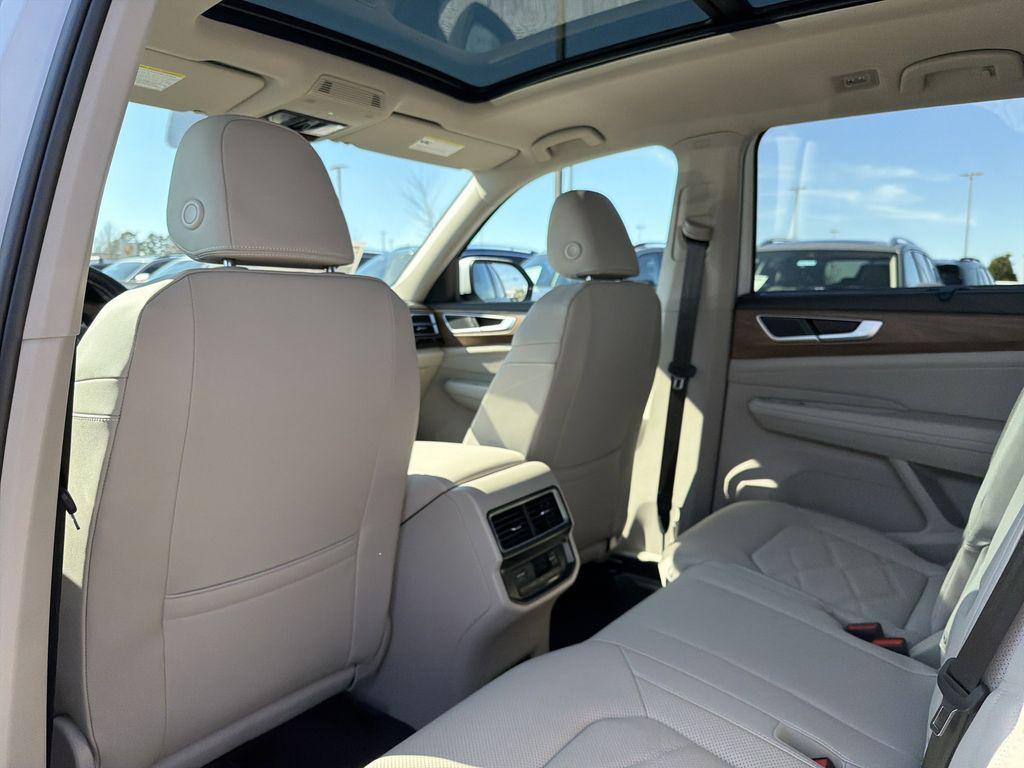 new 2026 Volkswagen Atlas car, priced at $46,110