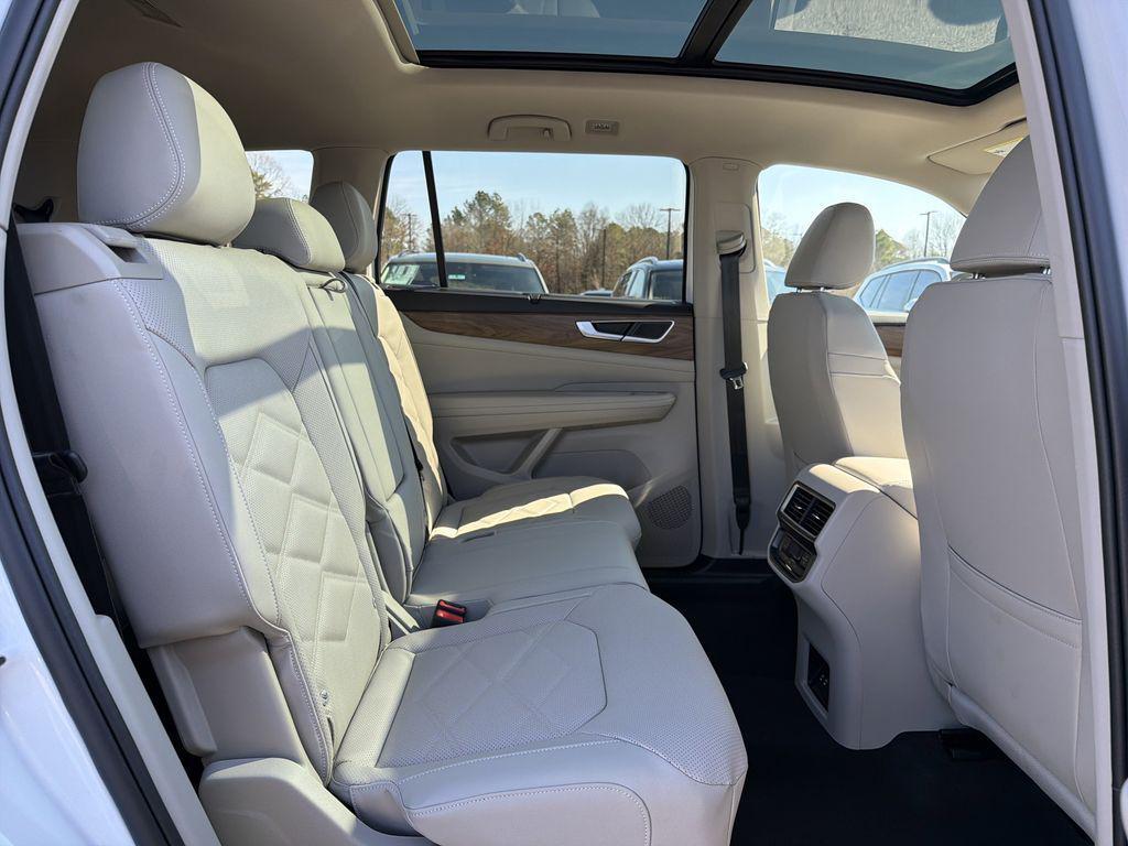 new 2026 Volkswagen Atlas car, priced at $46,110