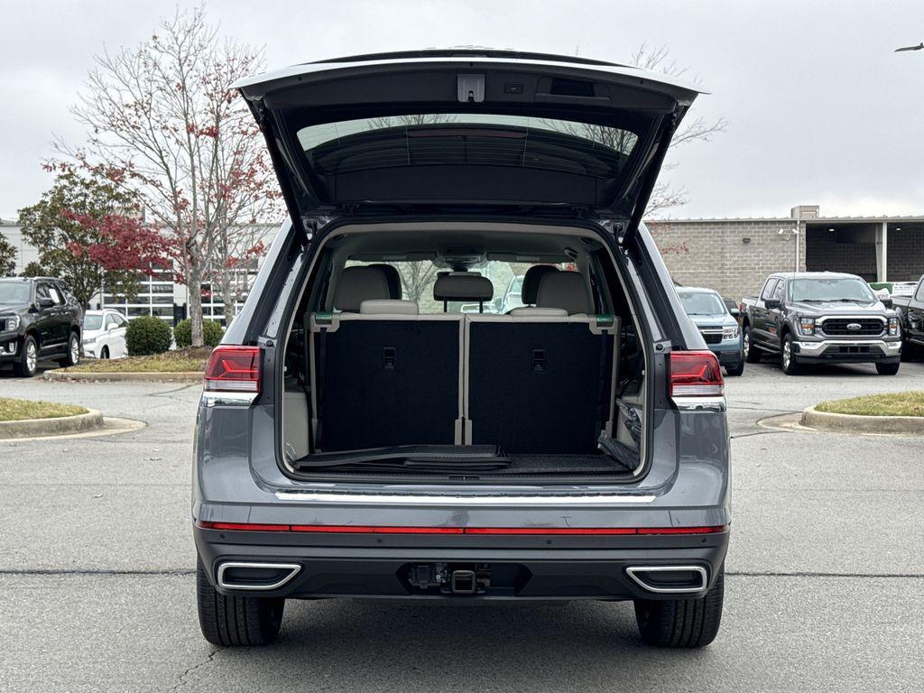 new 2026 Volkswagen Atlas car, priced at $45,111
