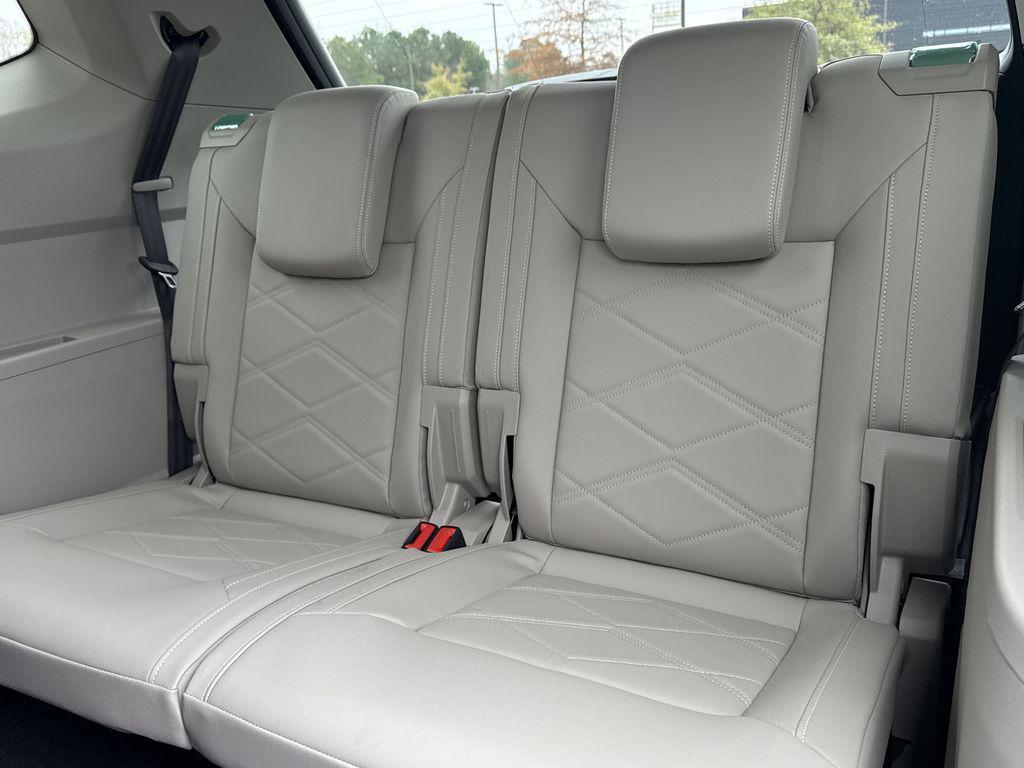 new 2026 Volkswagen Atlas car, priced at $45,111