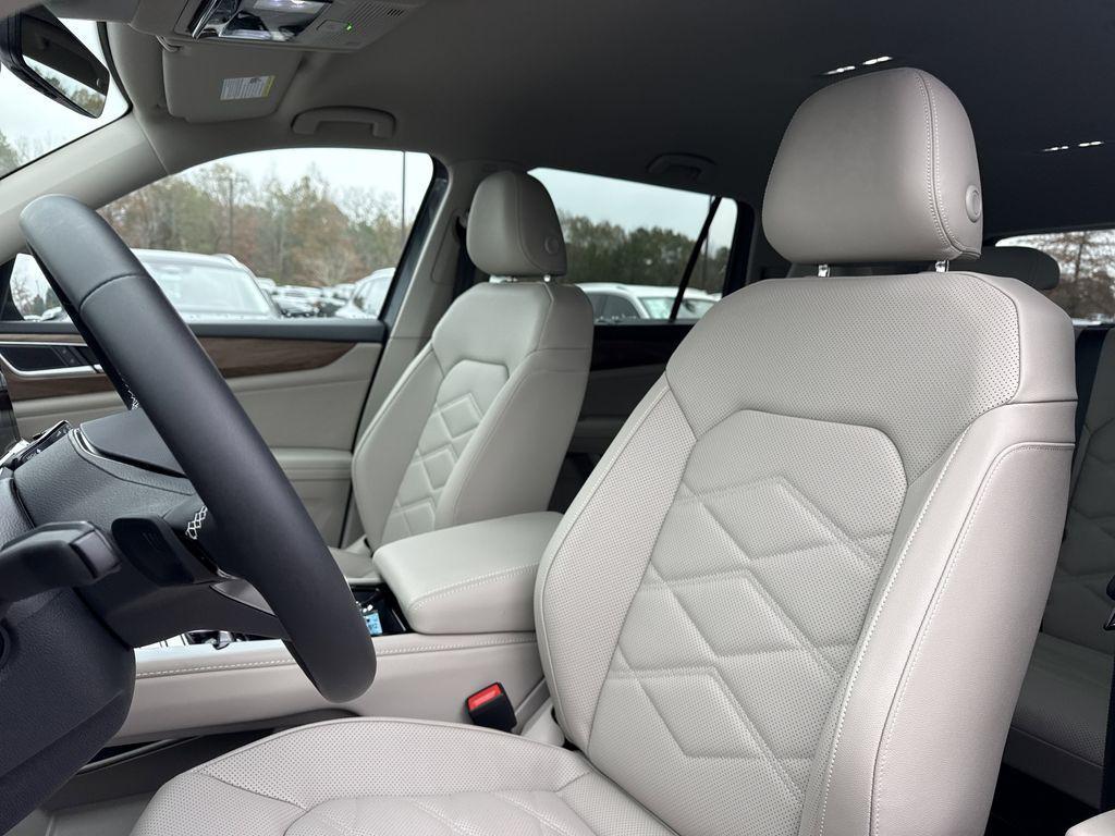 new 2026 Volkswagen Atlas car, priced at $45,111