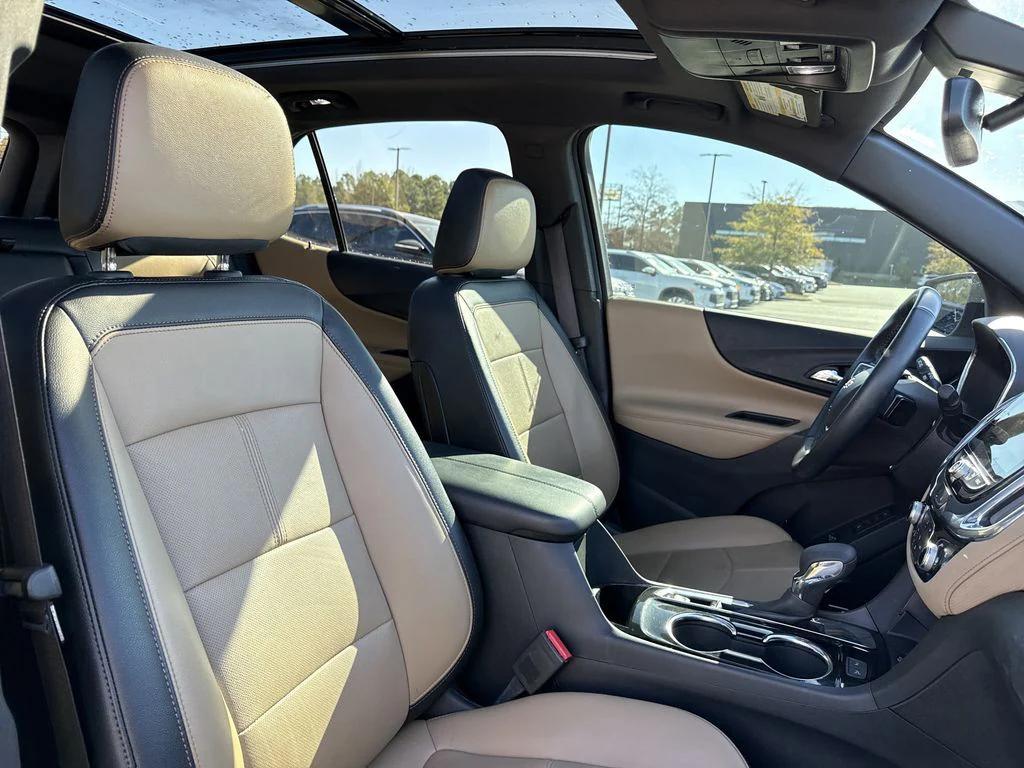 used 2023 Chevrolet Equinox car, priced at $22,000