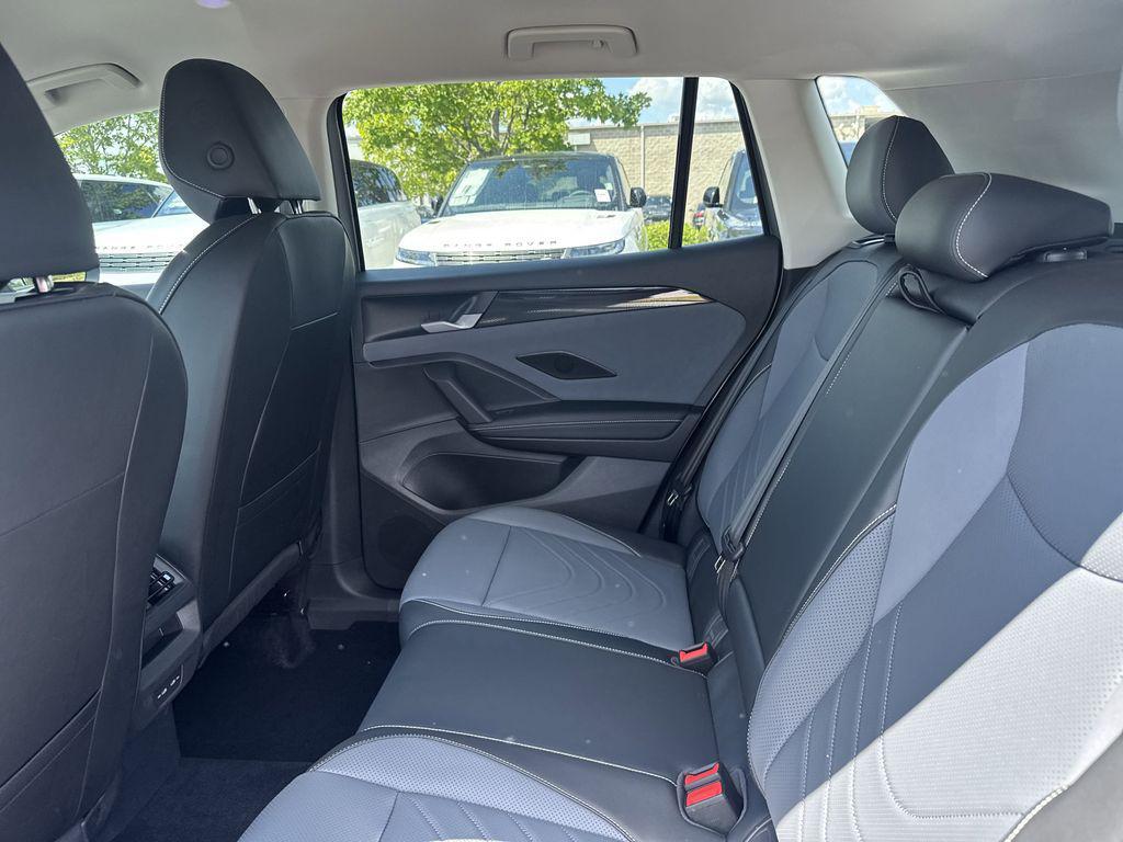 new 2025 Volkswagen Tiguan car, priced at $31,500