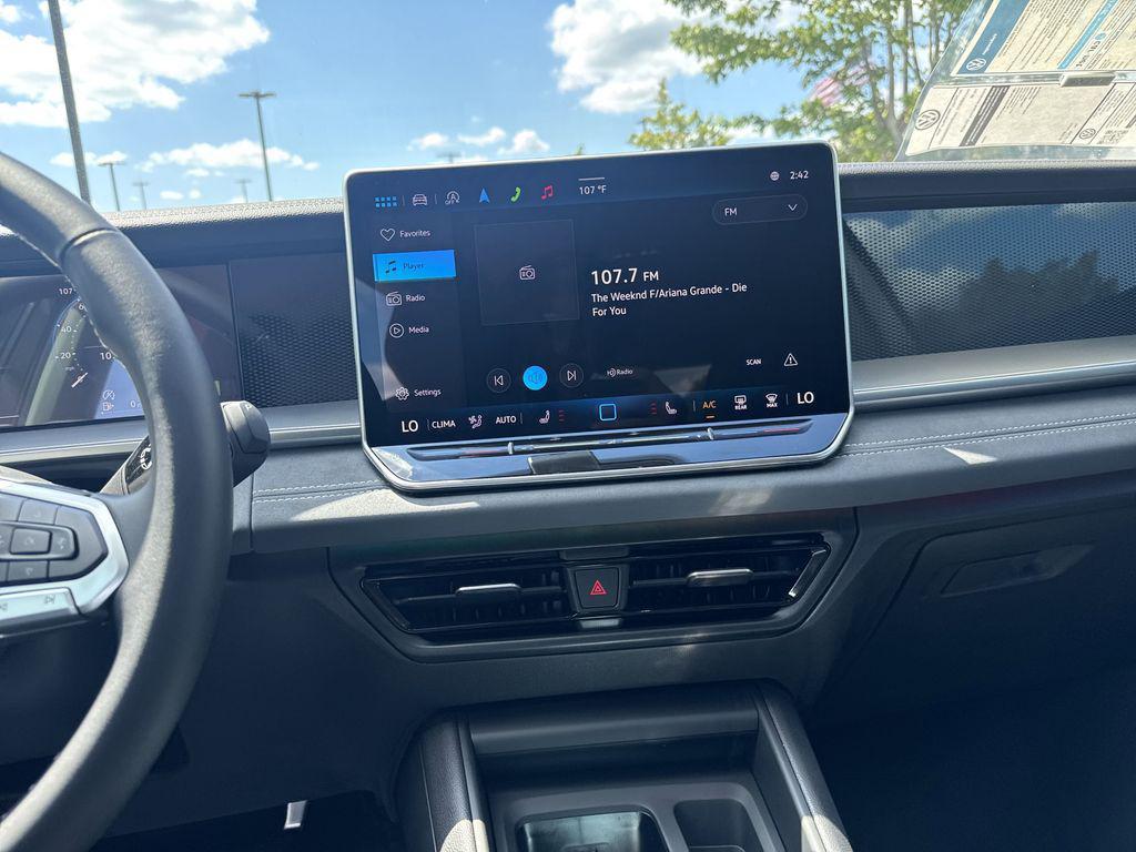 new 2025 Volkswagen Tiguan car, priced at $31,500