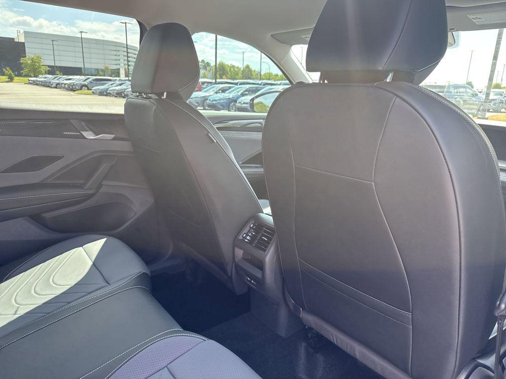 new 2025 Volkswagen Tiguan car, priced at $31,500