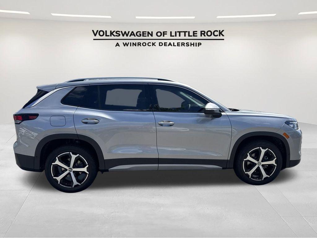 new 2025 Volkswagen Tiguan car, priced at $31,500