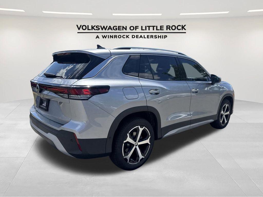 new 2025 Volkswagen Tiguan car, priced at $31,500